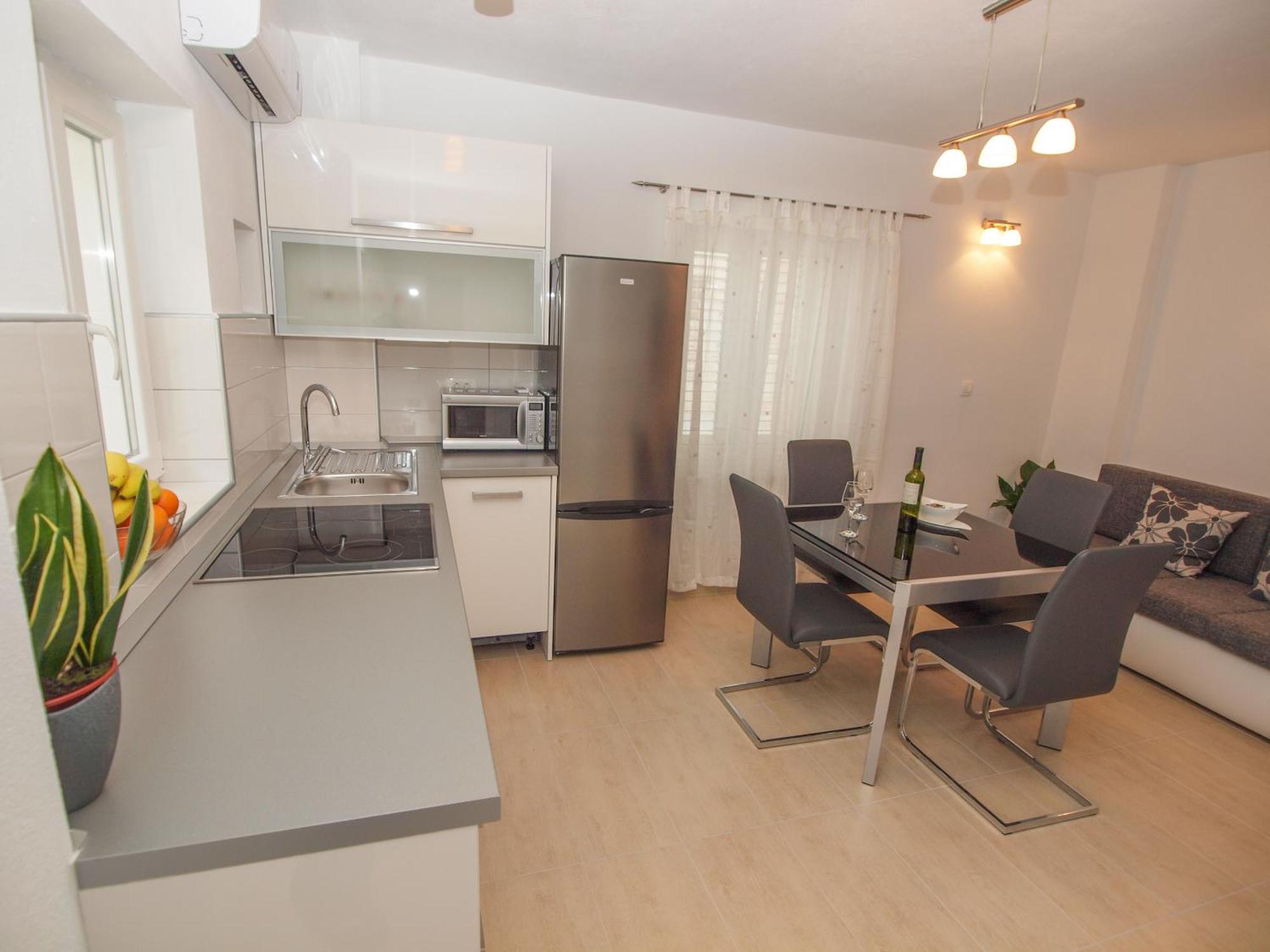 Apartments Karlo Makarska Phòng bức ảnh