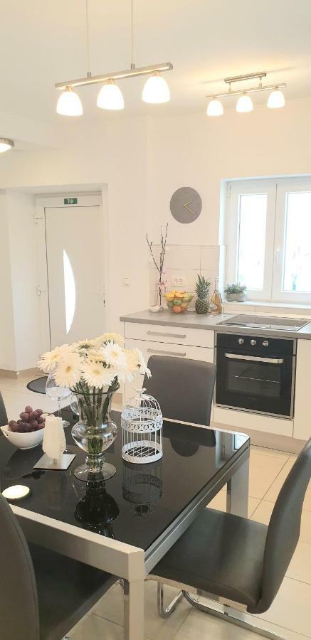 Apartments Karlo Makarska Ngoại thất bức ảnh